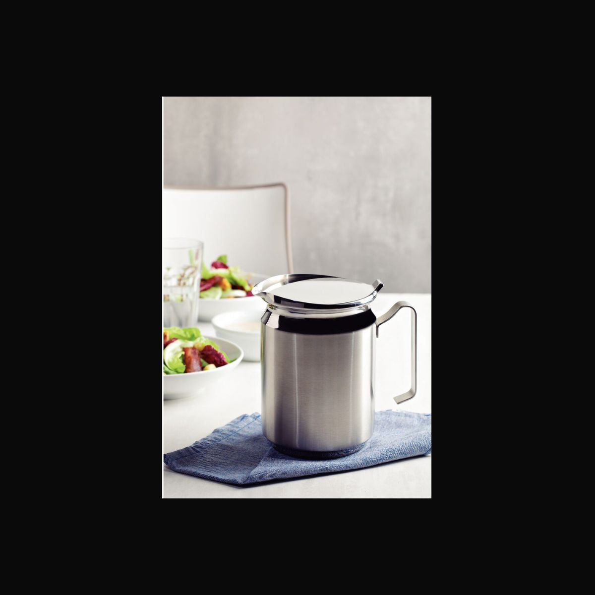 Jarra Tramontina Aço Inox 2L com Tampa