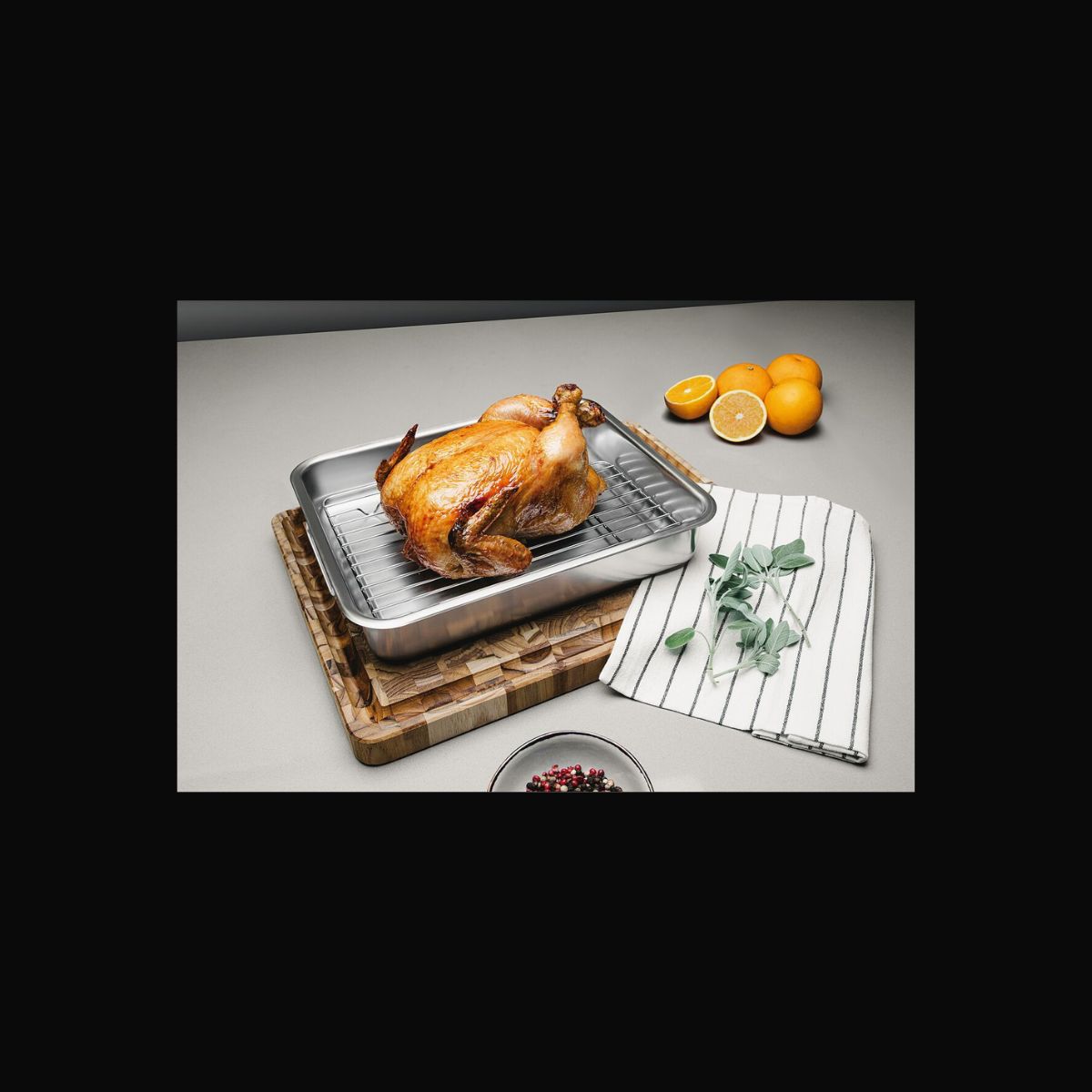 Assadeira Inox com Grelha 34x28cm – Cozimento Perfeito